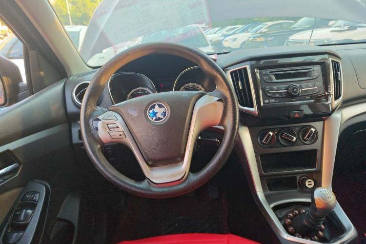 Used Venucia T70 2015 2.0L Manual RuiQu Version Steering Wheel