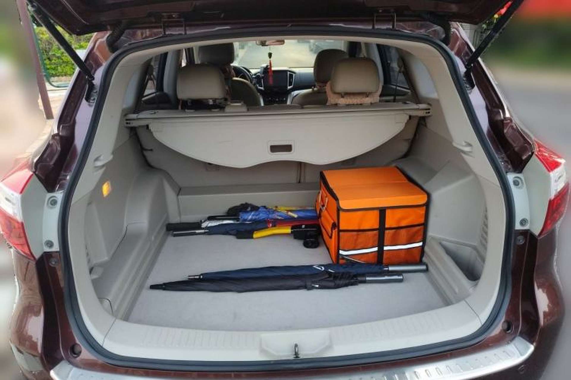 Used Venucia T70 2015 2.0L CVT Smart Choice Edition Trunk