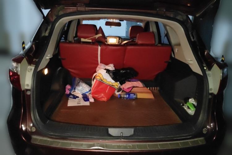 Used Venucia T70 2015 2.0L CVT Smart Edition Trunk