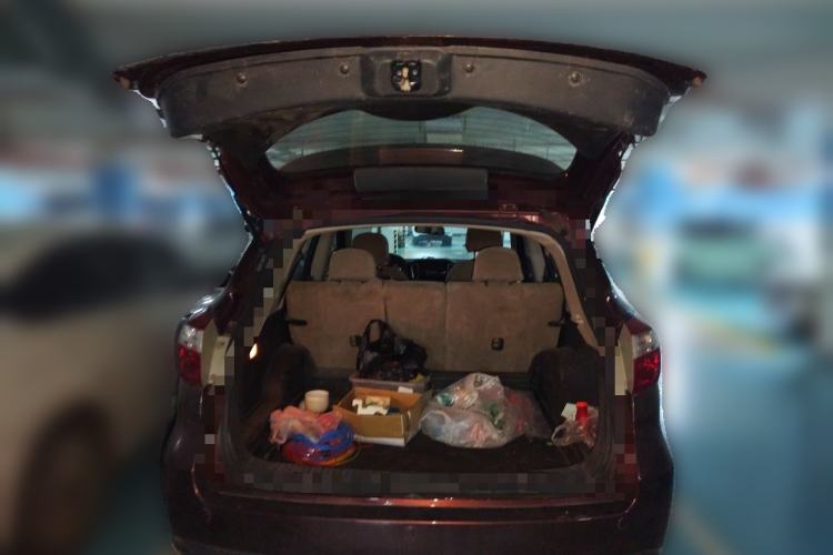 Used Venucia T70 2015 2.0L CVT Smart Choice Edition Trunk