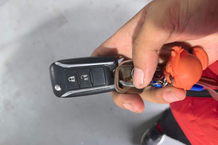 Used Venucia T70 2015 1.6L Manual Ruixing Edition Vehicle Key