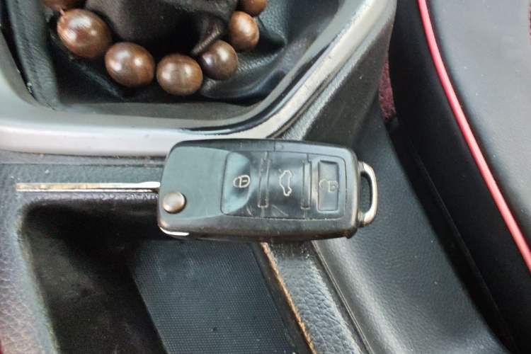 Used Venucia T70 2015 2.0L Manual RuiQu Version Vehicle Key