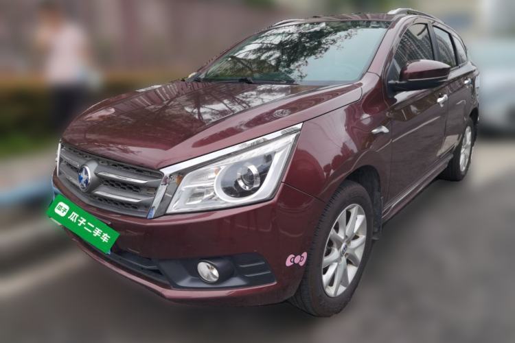 Used Venucia T70 2015 2.0L Manual RuiXiang Edition Guazi used car, China used car export, Used car for sale, Used  cars, Cheapest cars for sale