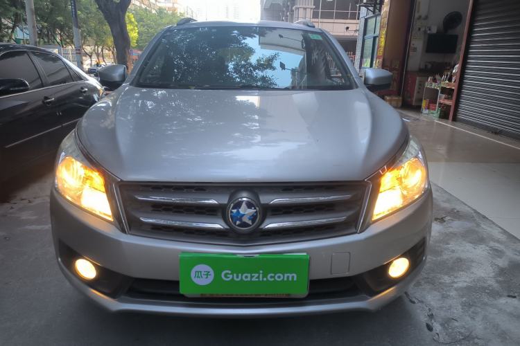 Used Venucia T70 2015 1.6L Manual Ruixing Edition Front