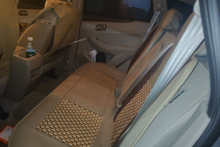 Used Venucia T70 2015 2.0L CVT Smart Choice Edition Left Rear Seat