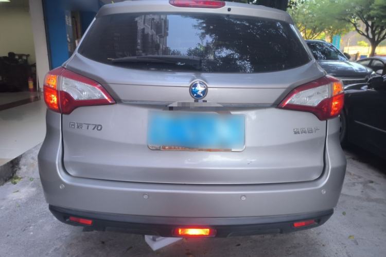 Used Venucia T70 2015 1.6L Manual Ruixing Edition Rear