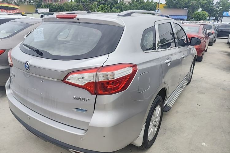 Used Venucia T70 2015 2.0L CVT Smart Choice Edition Rear Right 45 Deg