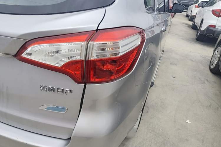 Used Venucia T70 2015 2.0L CVT Smart Choice Edition Right Rear Taillight