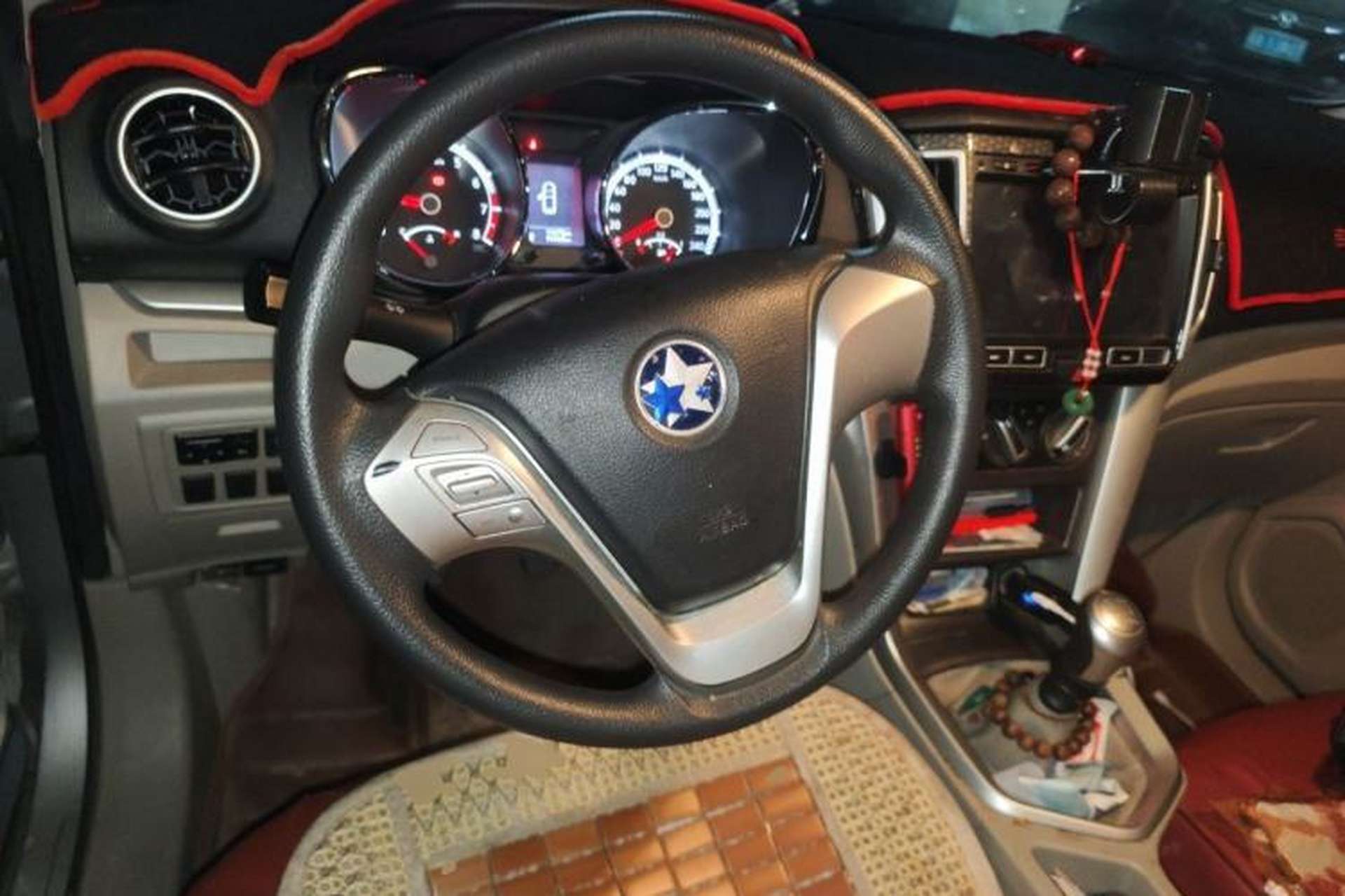 Used Venucia T70 2015 2.0L Manual RuiQu Version Steering Wheel