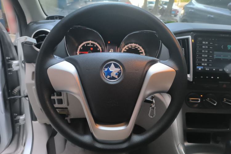 Used Venucia T70 2015 1.6L Manual Ruixing Edition Steering Wheel