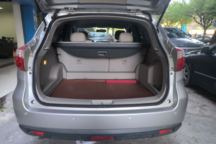 Used Venucia T70 2015 1.6L Manual Ruixing Edition Trunk