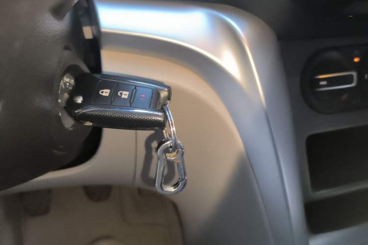 Used Venucia T70 2015 1.6L Manual Ruixing Edition Vehicle Key