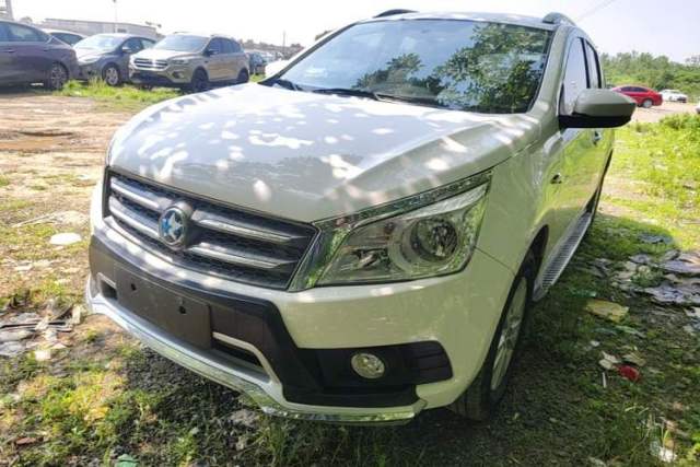 Used Venucia T70 2015 2.0L CVT Smart Choice Edition