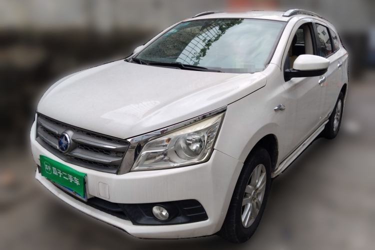 Used Venucia T70 2015 2.0L Manual RuiQu Version Guazi used car, China used car export, Used car for sale, Used cars, Cheapest cars for sale