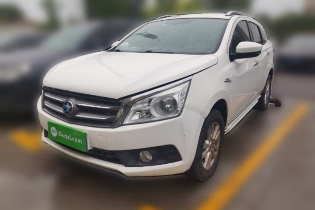 Used Venucia T70 2015 2.0L Manual RuiQu Version