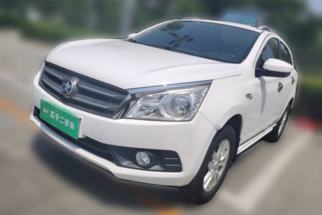 Used Venucia T70 2015 2.0L CVT Smart Choice Edition