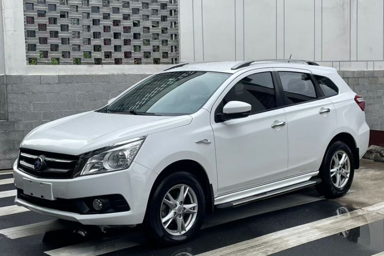 Gebrauchter Venucia T70 2015 1.6L Manual Ruixing Edition Guazi used car, China used car export, Used car for sale, Used  cars, Cheapest cars for sale