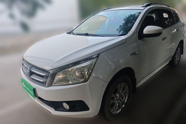 Used Venucia T70 2015 2.0L CVT Smart Choice Edition Guazi used car, China used car export, Used car for sale, Used cars, Cheapest cars for sale