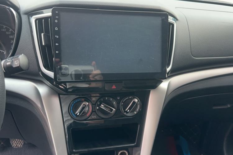 Used Venucia T70 2015 1.6L Manual Ruixing Edition Audio And AC Panel