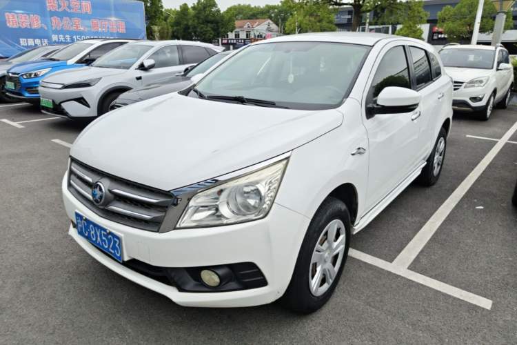 Used Venucia T70 2015 1.6L Manual Ruixing Edition Guazi used car, China used car export, Used car for sale, Used Venucia cars, Cheapest cars for sale