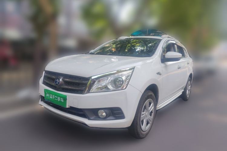 Used Venucia T70 2015 1.6L Manual Ruixing Edition Guazi used car, China used car export, Used car for sale, Used  cars, Cheapest cars for sale