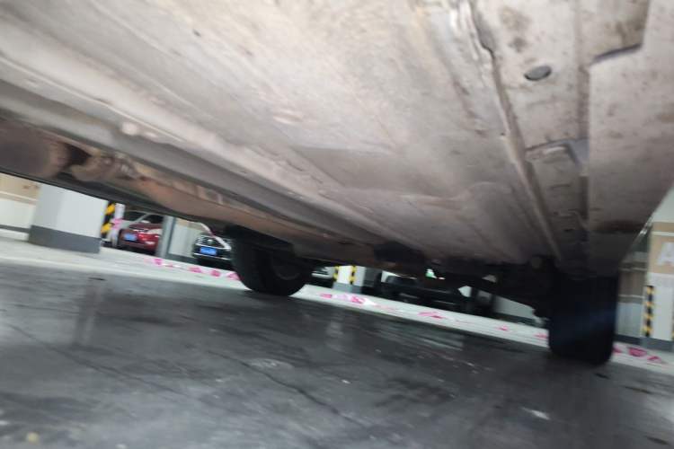 Used Venucia T70 2015 2.0L CVT Smart Edition Chassis Front Left