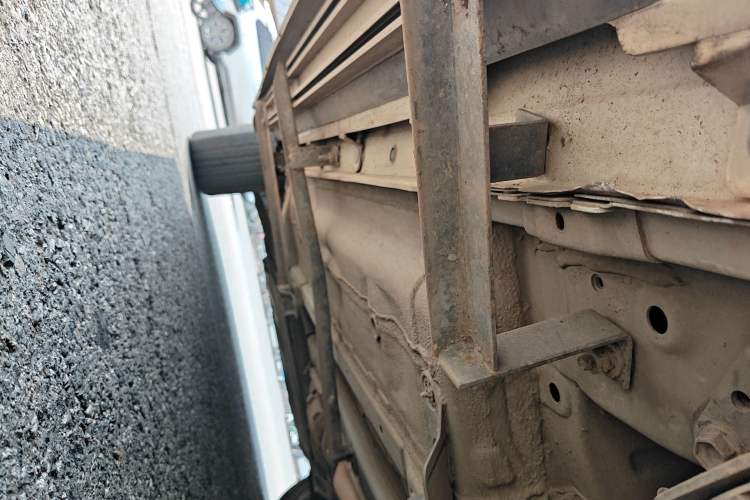 Used Venucia T70 2015 1.6L Manual Ruixing Edition Chassis Rear Left