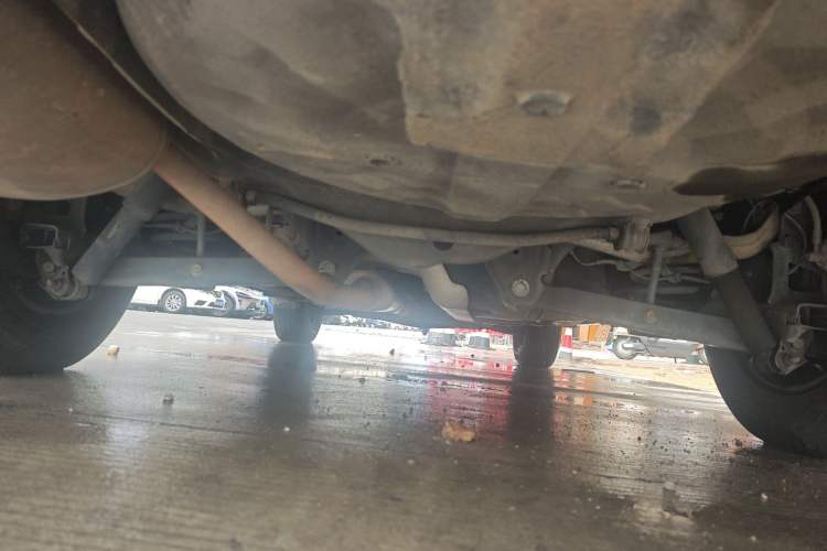 Used Venucia T70 2015 1.6L Manual Ruixing Edition Chassis Rear