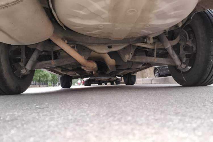 Used Venucia T70 2015 1.6L Manual Ruixing Edition Chassis Rear