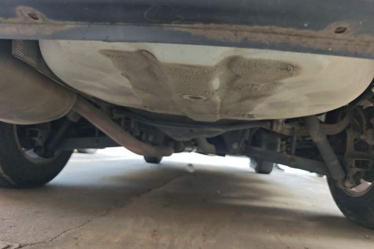 Used Venucia T70 2015 2.0L Manual RuiQu Version Chassis Rear