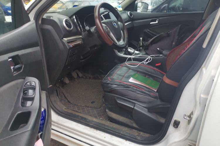 Used Venucia T70 2015 2.0L Manual RuiQu Version Driver Seat