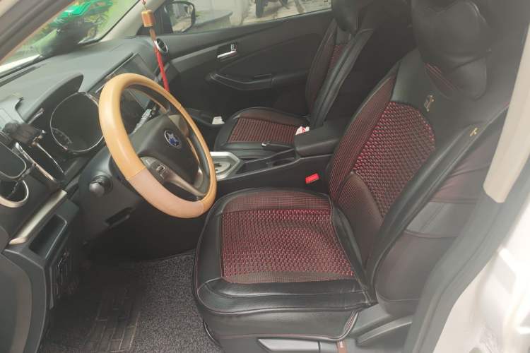 Used Venucia T70 2015 2.0L CVT Smart Choice Edition Driver Seat