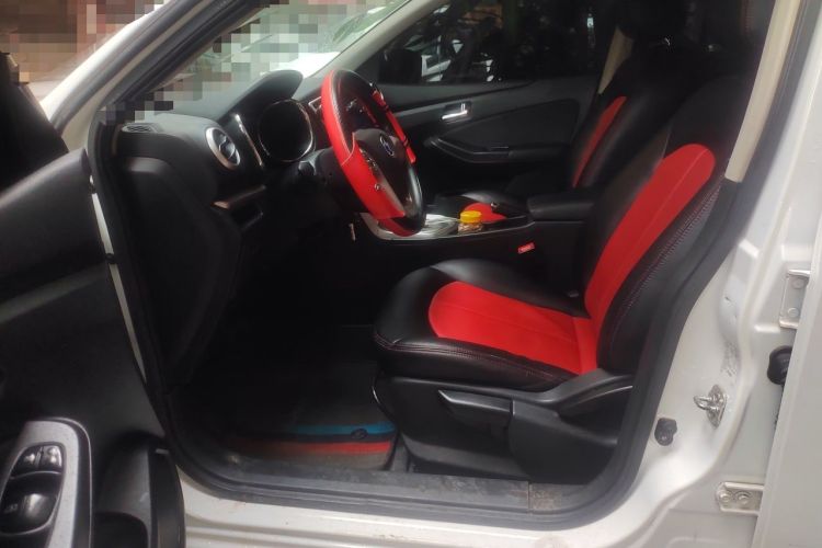 Used Venucia T70 2015 2.0L CVT Smart Choice Edition Driver Seat