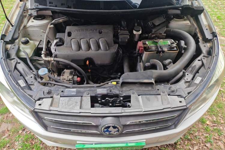 Used Venucia T70 2015 2.0L CVT Smart Edition Engine Bay