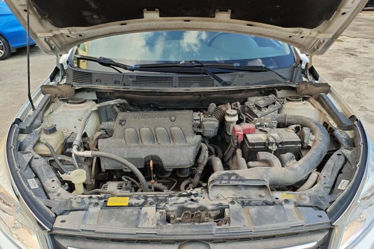 Used Venucia T70 2015 2.0L CVT Smart Choice Edition Engine Bay