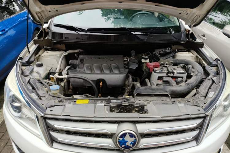 Used Venucia T70 2015 2.0L CVT Smart Edition Engine Bay