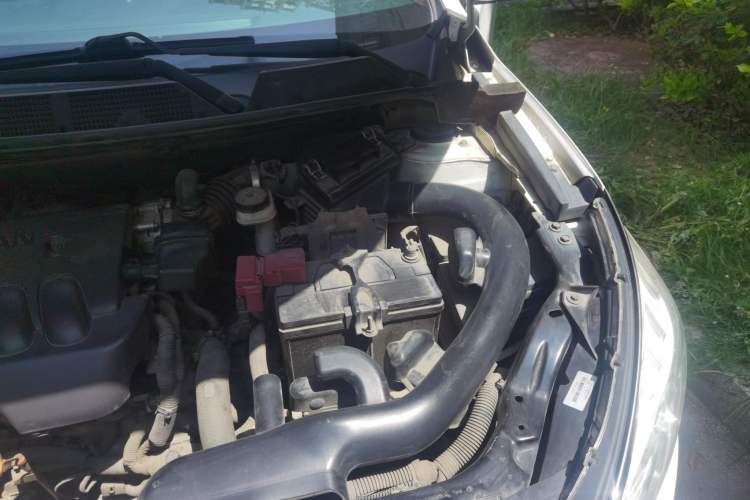 Used Venucia T70 2015 2.0L CVT Smart Choice Edition Engine Bay Left
