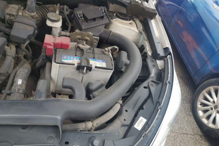 Used Venucia T70 2015 2.0L Manual RuiQu Version Engine Bay Left