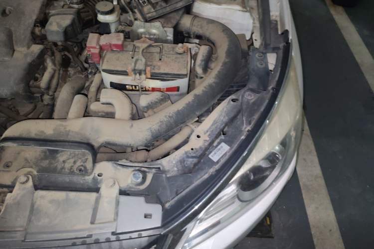 Used Venucia T70 2015 2.0L CVT Smart Edition Engine Bay Left