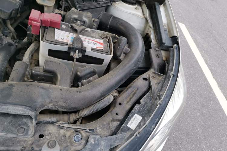 Used Venucia T70 2015 2.0L CVT Smart Edition Engine Bay Left