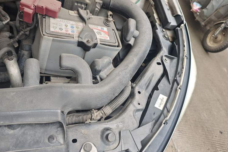 Used Venucia T70 2015 1.6L Manual Ruixing Edition Engine Bay Left