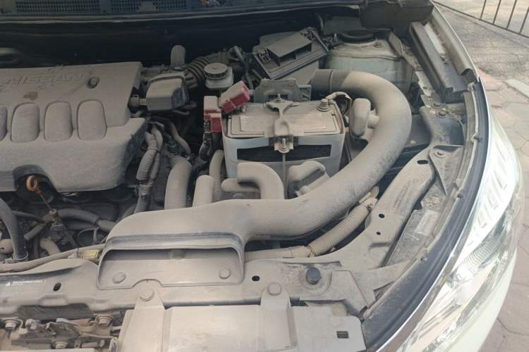 Used Venucia T70 2015 2.0L CVT Smart Choice Edition Engine Bay Left