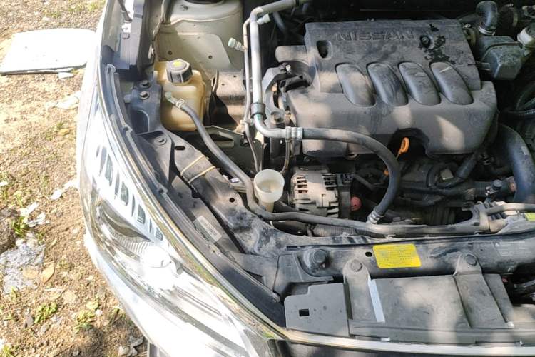 Used Venucia T70 2015 2.0L CVT Smart Choice Edition Engine Bay Right