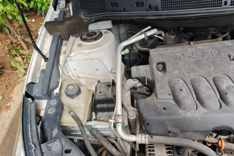 Used Venucia T70 2015 2.0L Manual RuiXiang Edition Engine Bay Right
