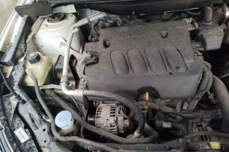 Used Venucia T70 2015 2.0L CVT Smart Choice Edition Engine Bay Right