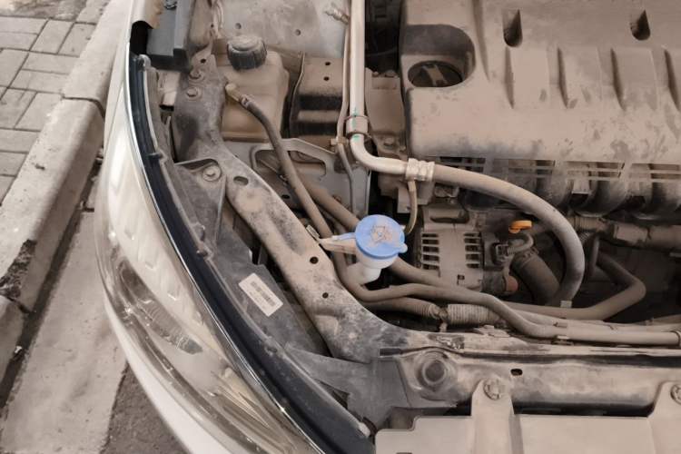 Used Venucia T70 2015 1.6L Manual Ruixing Edition Engine Bay Right
