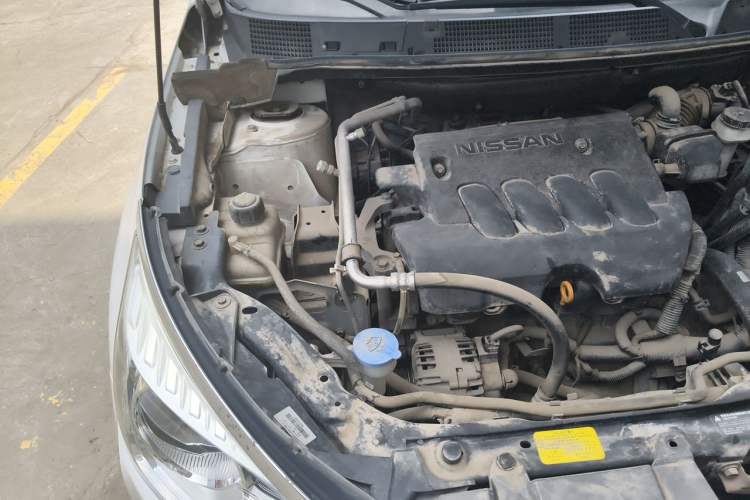 Used Venucia T70 2015 2.0L CVT Smart Choice Edition Engine Bay Right
