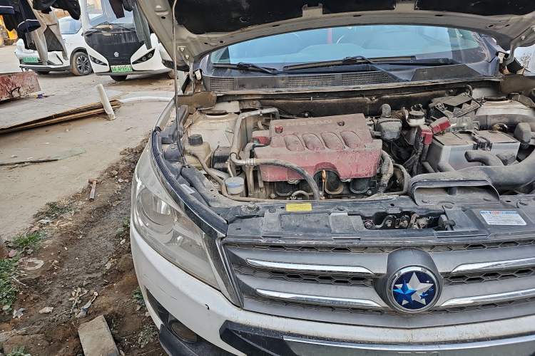 Used Venucia T70 2015 2.0L Manual RuiQu Version Engine Bay Right