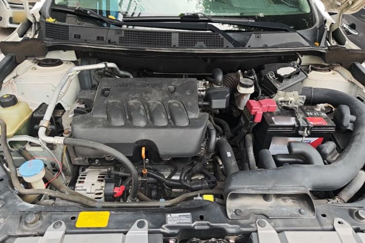 Used Venucia T70 2015 2.0L CVT Smart Edition Engine Bay