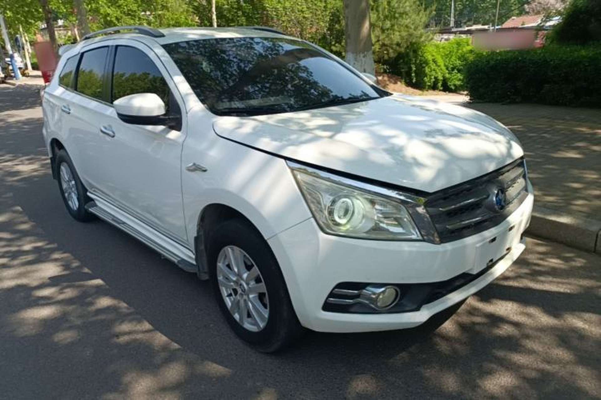Used Venucia T70 2015 2.0L CVT Smart Choice Edition Exterior 1